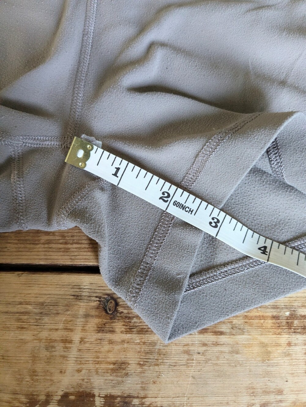 Aritzia TnAction Atmosphere Hi-Rise 3โ Bike Shorts M - Picture 8 of 8